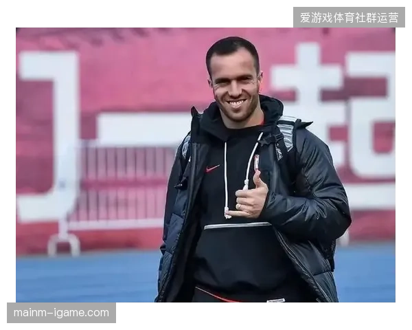 归化前锋塞尔吉尼奥国足首秀破门，中国队进攻端提速战胜新加坡迎备战开门红